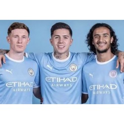 S odlaskom starih veznih igrača, tko će nositi novi dres Manchester Cityja? S odlaskom starih veznih igrača, tko će nositi novi dres Manchester Cityja?